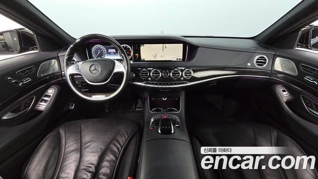 Mercedes-Benz S-Class W222 4