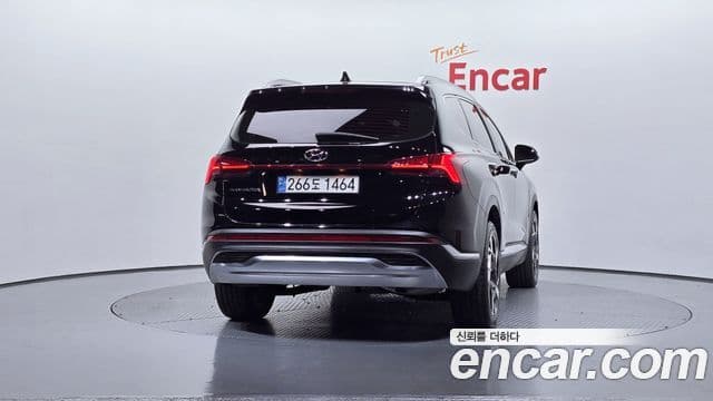 Hyundai The New Santa Fe 4
