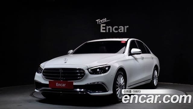 Mercedes-Benz E-Class W213 1