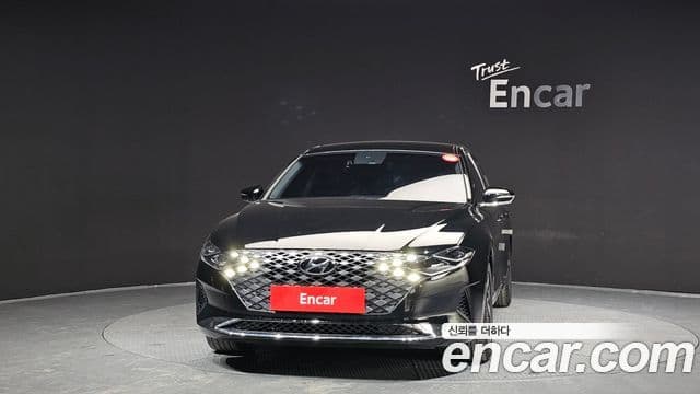 Hyundai The New Grandeur IG Hybrid 3
