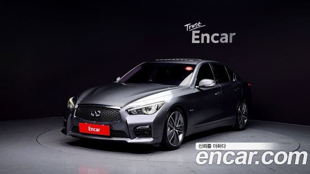 Infiniti Q50 1