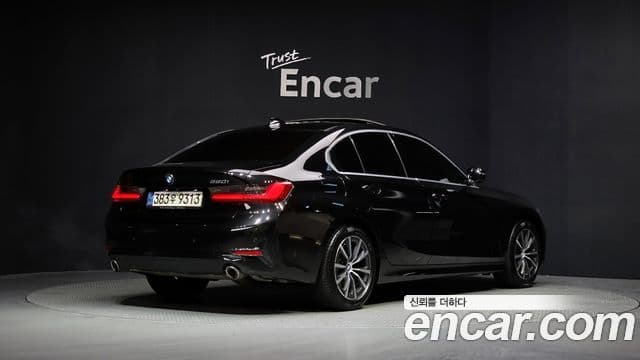 BMW 3 Series (G20) 2