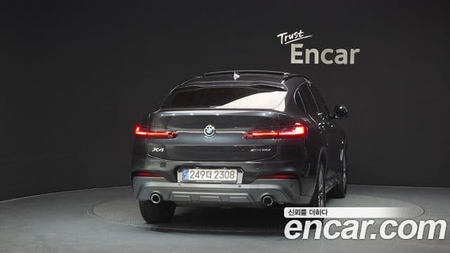 BMW X4 (G02) 3