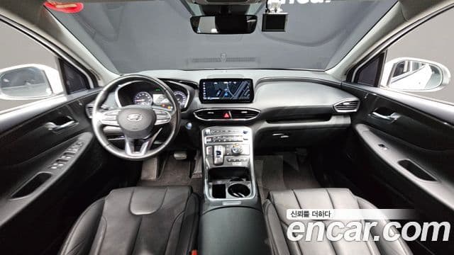 Hyundai The New Santa Fe 4