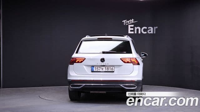 Volkswagen Tiguan 2nd Gen 4