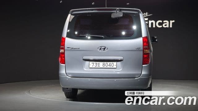 Hyundai Grand Starex 4