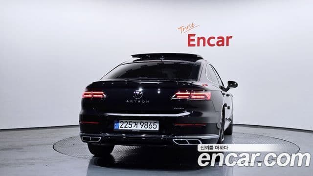 Volkswagen Arteon 4