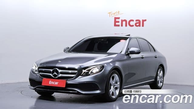 Mercedes-Benz E-Class W213 1