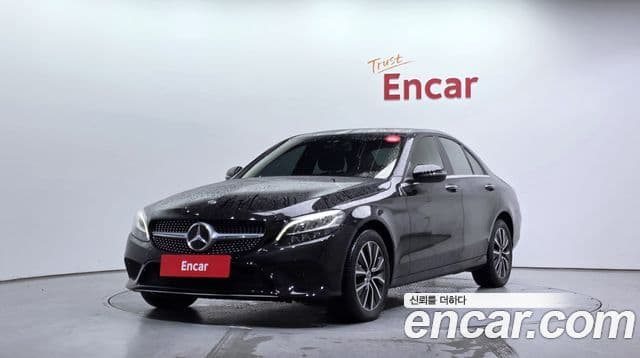Mercedes-Benz C-Class W205 1