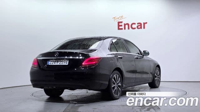 Mercedes-Benz C-Class W205 2