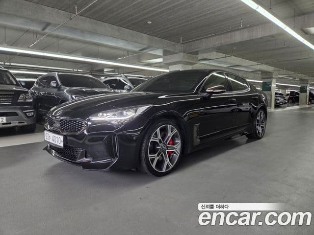Kia Stinger 1