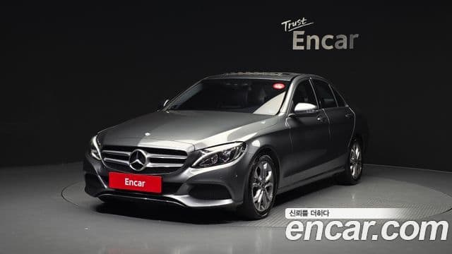 Mercedes-Benz C-Class W205 1