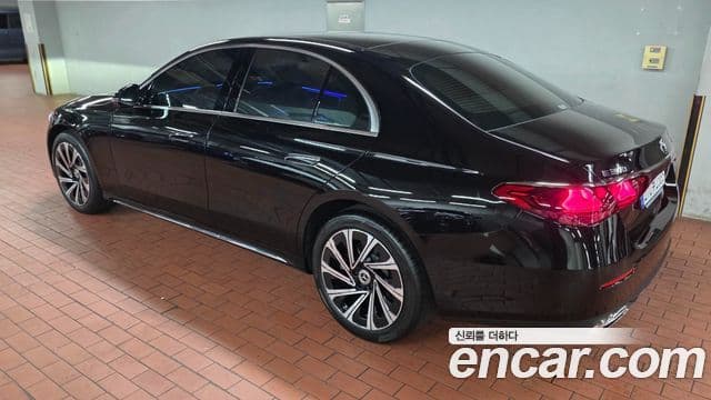 Mercedes-Benz E-Class W214 4