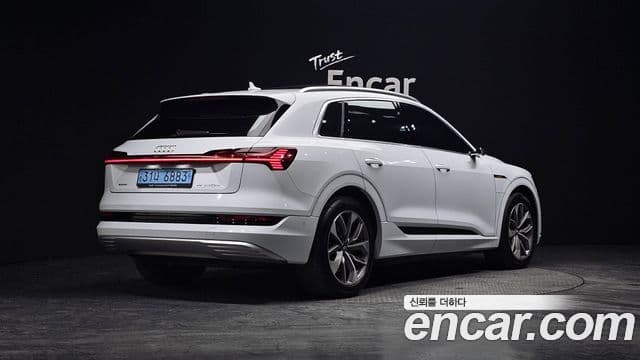 Audi e-tron 2