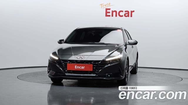Hyundai Avante (CN7) 2