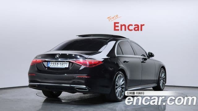 Mercedes-Benz S-Class W223 2