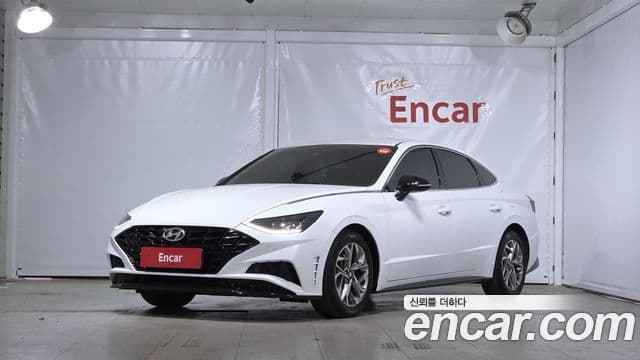 Hyundai Sonata (DN8)