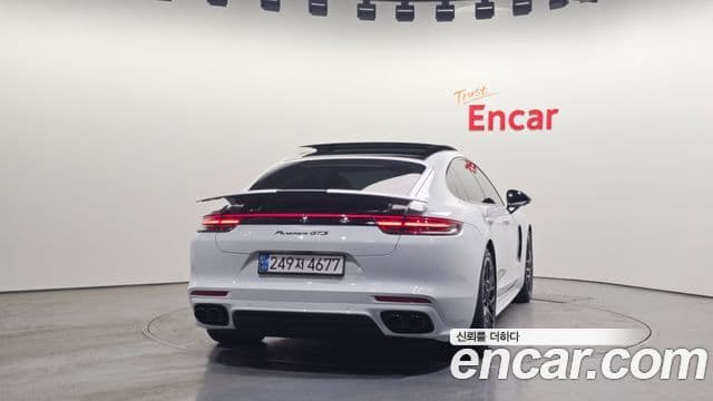 Porsche Panamera (971) 4