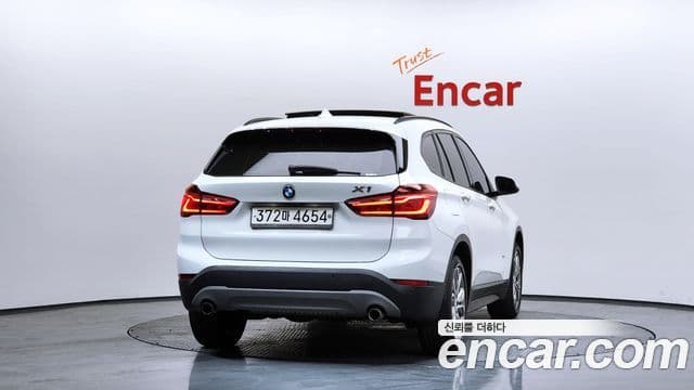 BMW X1 (F48) 4