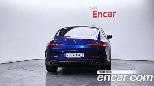 Mercedes-Benz AMG GT 4