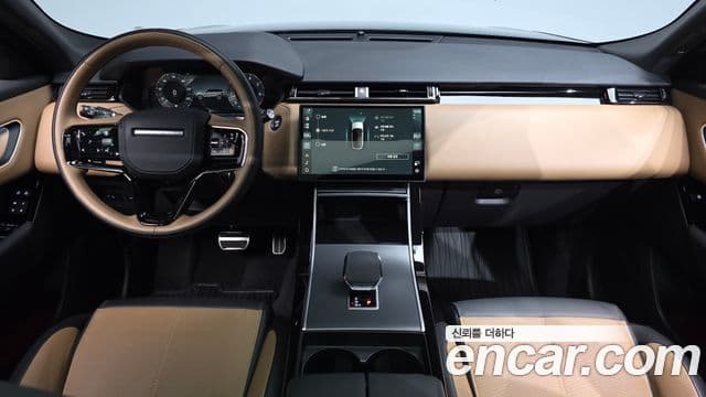 Land Rover Range Rover Velar 4