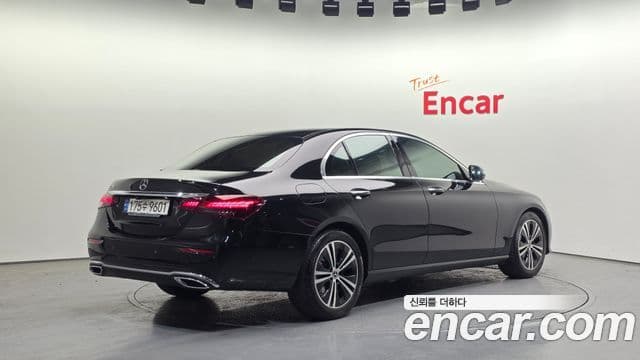 Mercedes-Benz E-Class W213 2