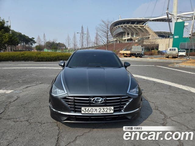 Hyundai Sonata (DN8) — 1