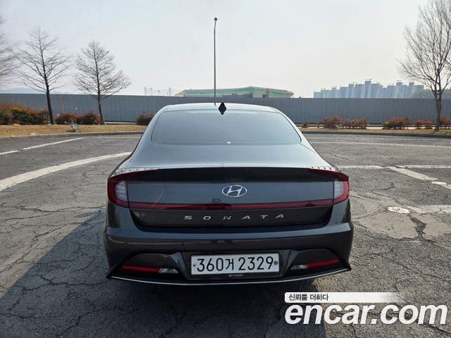 Hyundai Sonata (DN8) 3