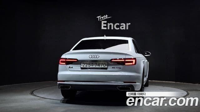 Audi A4 (B9) 4