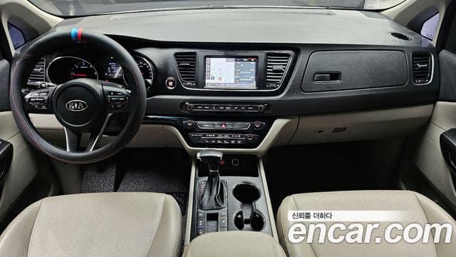 Kia The New Carnival 4