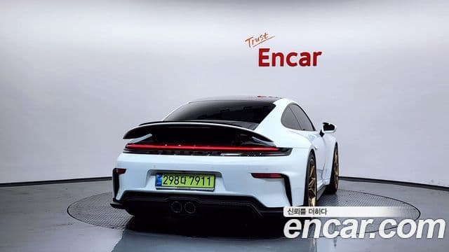 Porsche 911 (992) 4