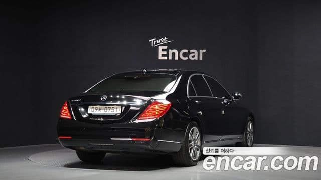 Mercedes-Benz S-Class W222 2