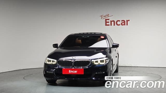BMW 5 Series (G30) 2