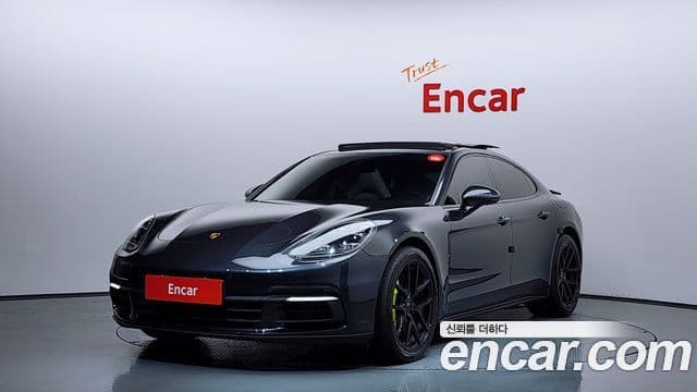 Porsche Panamera (971) 1