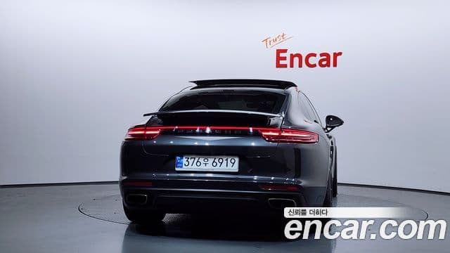 Porsche Panamera (971) 4