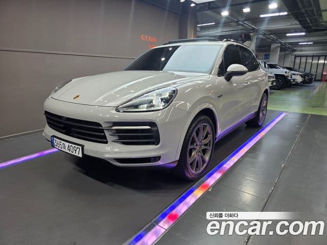 Porsche Cayenne (PO536) — 1