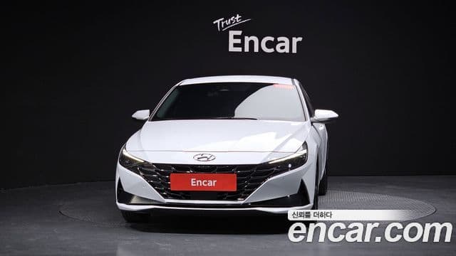 Hyundai Avante (CN7) 3
