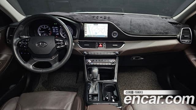 Hyundai Grandeur IG 4