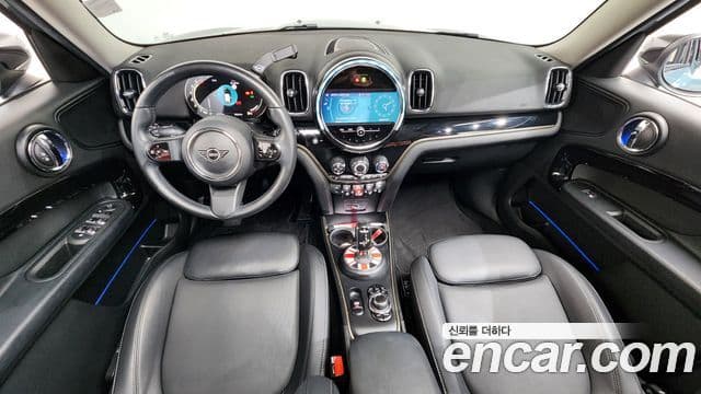 MINI Cooper Countryman 4