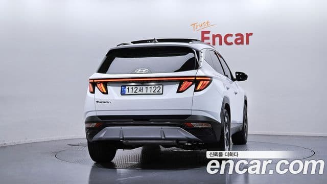 Hyundai Tucson (NX4) 4