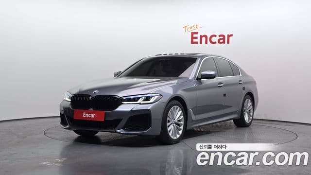 BMW 5 Series (G30)
