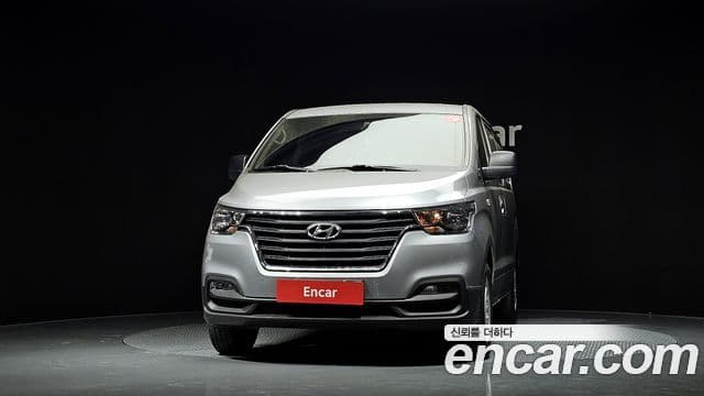 Hyundai The New Grand Starex 3