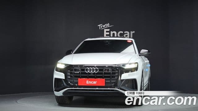 Audi Q8 (4M) 2