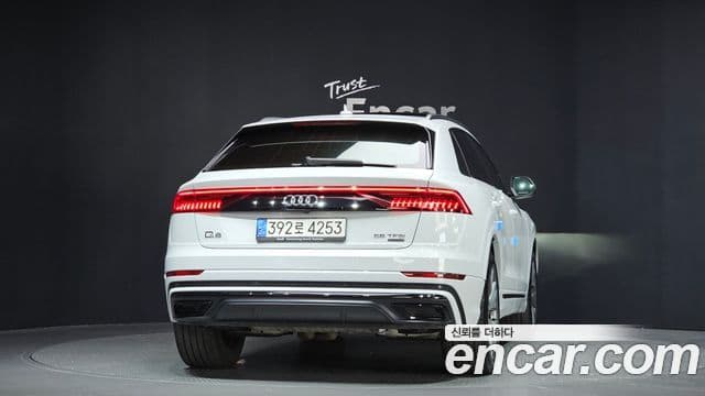 Audi Q8 (4M) 3