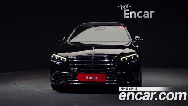 Mercedes-Benz S-Class W223 2