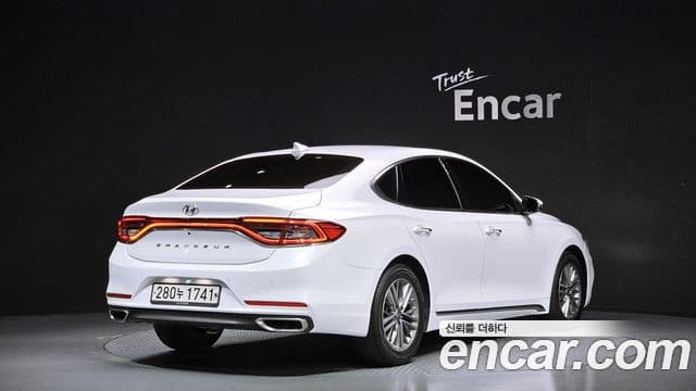 Hyundai Grandeur IG 2