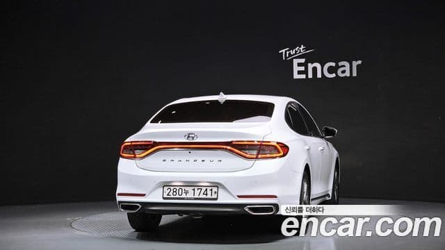 Hyundai Grandeur IG 4