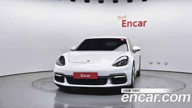 Porsche Panamera (971) 3