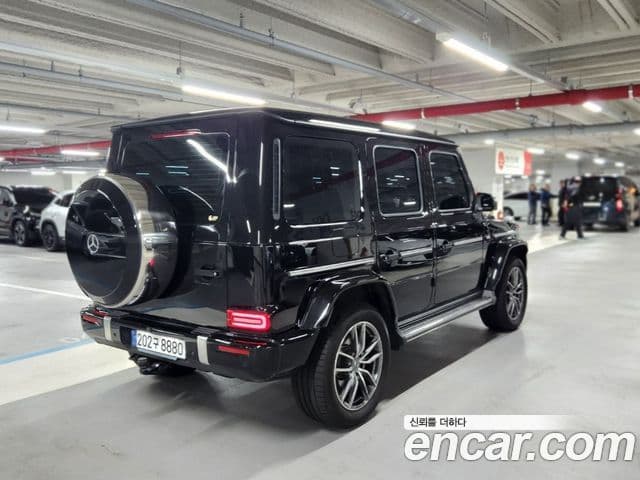 Mercedes-Benz G-Class W465 3