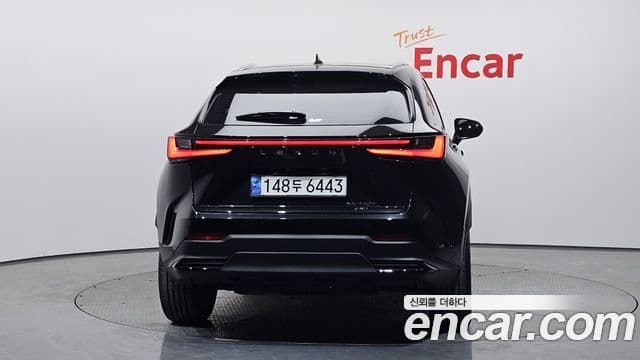 Lexus NX350h 2nd Gen 4